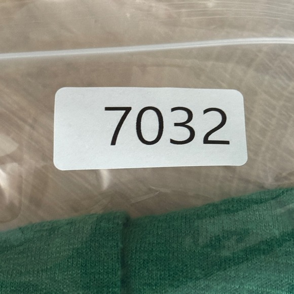 Aritzia TNA Golden Cardigan Sweater Womens XS Green Knit Button Front Preppy - Picture 8 of 10